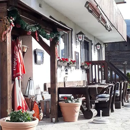 Guest house Berggasthof Schwaigerhof Haus im Ennstal